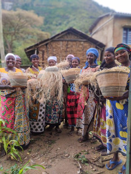 African women basket weavers
