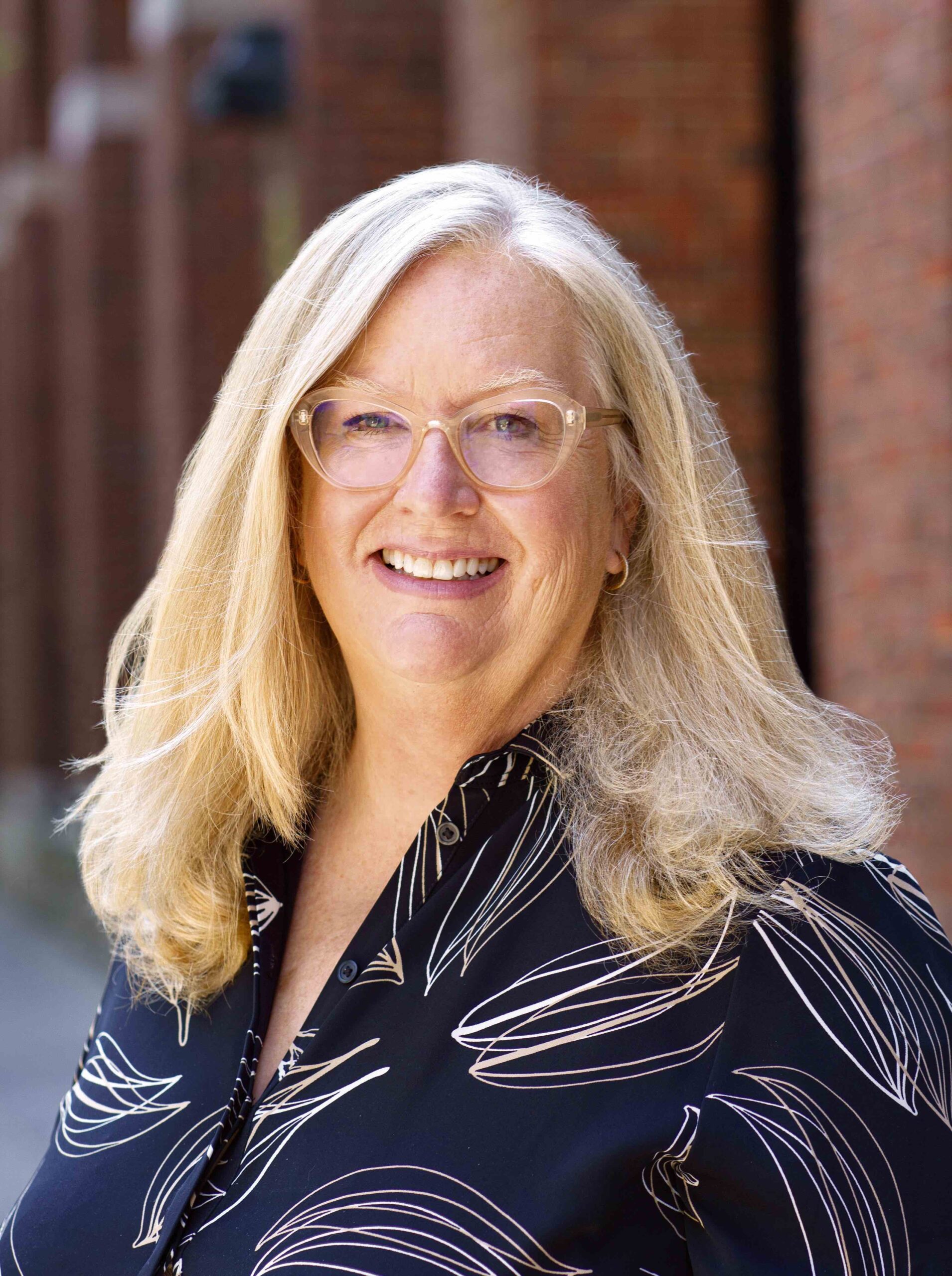 Deborah Burand Headshot