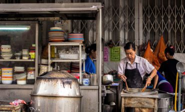 Reclaiming Development: Lessons from Jordan and Malaysia