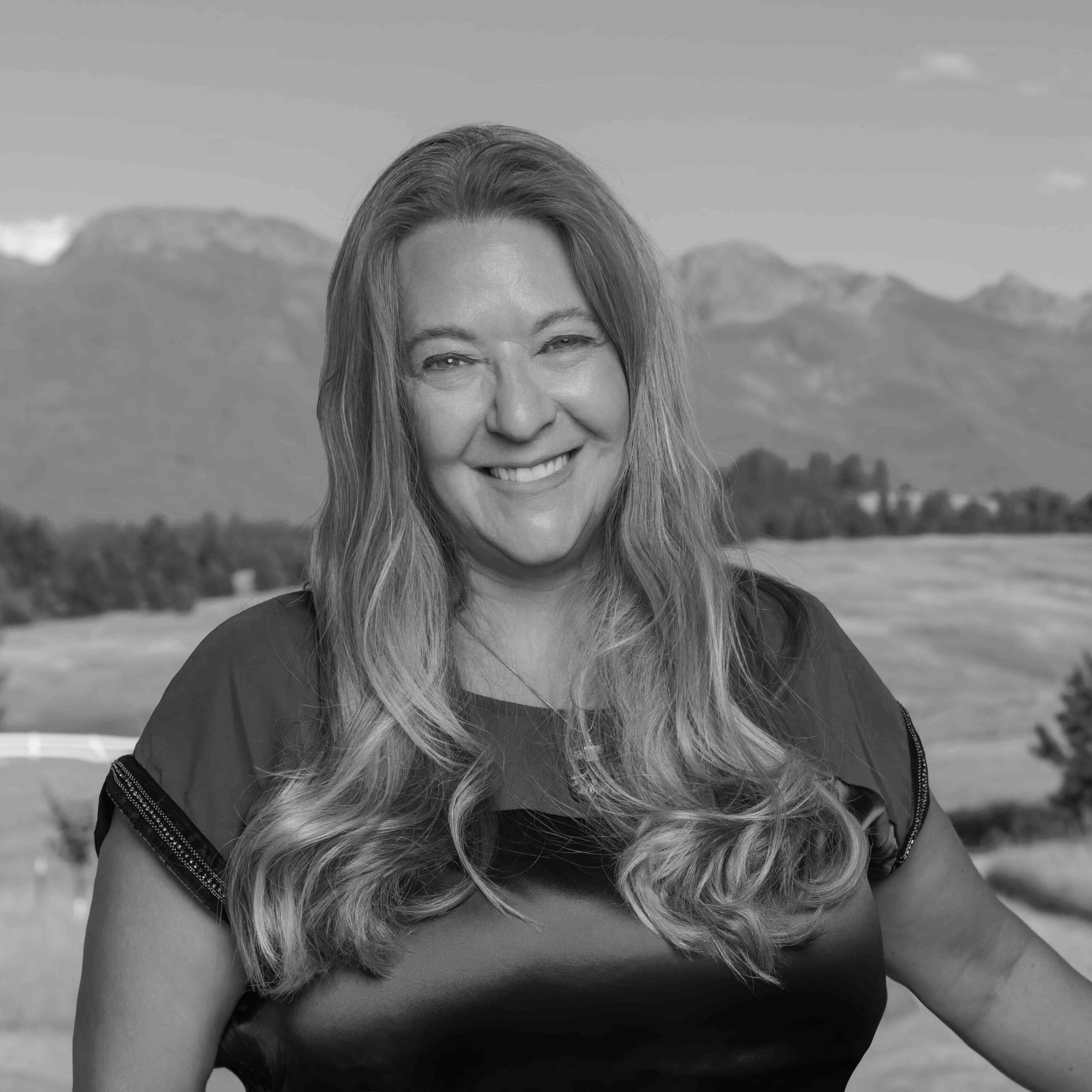 Elizabeth MacBride headshot